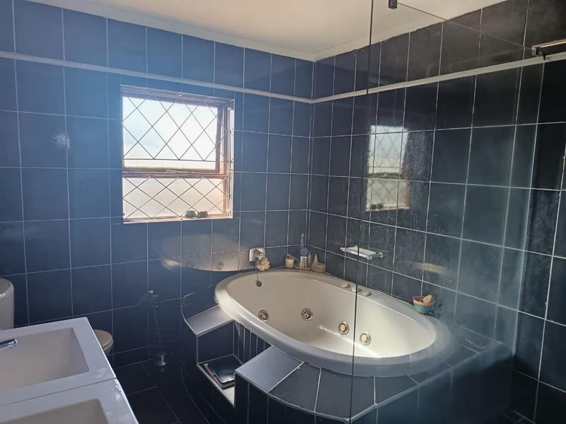 5 Bedroom Property for Sale in Malabar Eastern Cape
